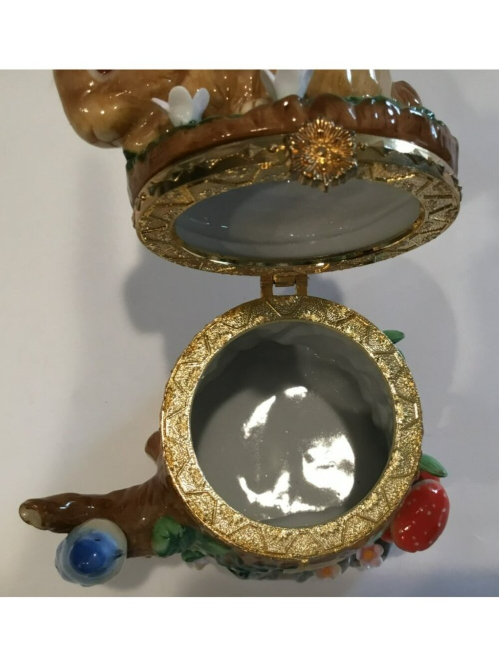 CWC 6.5" Ceramic Trinket Box Tree Stump Easter Bunny Rabbit Bird Butterfly - Picture 9 of 9